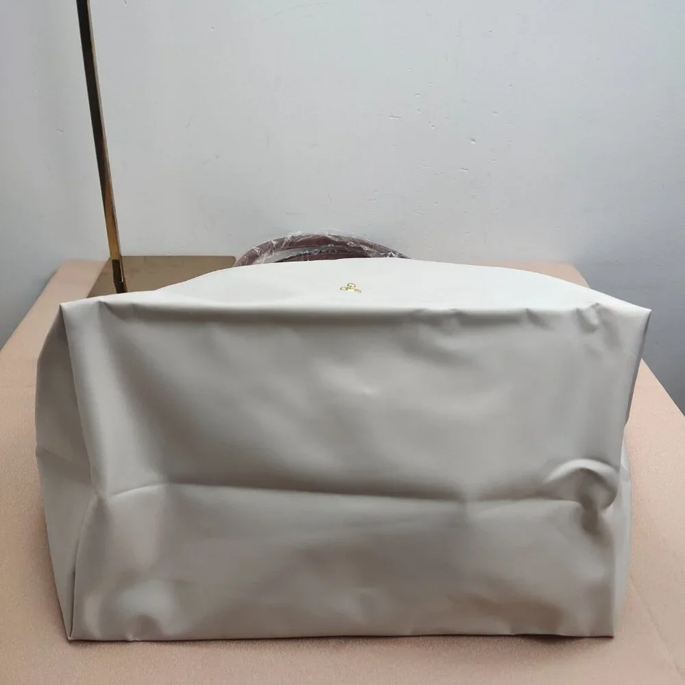Longchamp Beige and Chocolate Tote - Picture 5 of 9